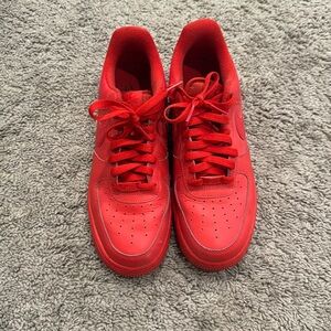 Men’s red AF1